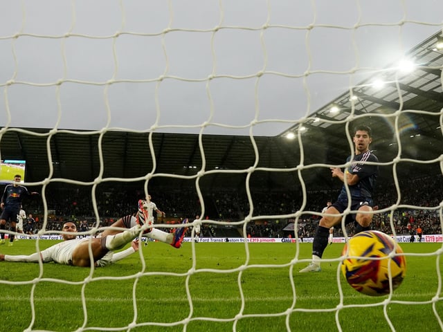 6 - Let down by his defence's marking for the first goal but there are question marks over his positioning and reactions for the second. A couple of important bits of keeping in the latter stages.