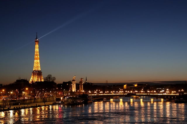 Leeds Bradford to Paris. Flights available from £133.