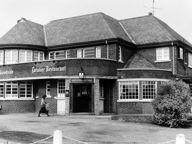 Did you enjoy a drink here back in the day? The Woodside Tavern at Horsforth pictured in  March 1987.