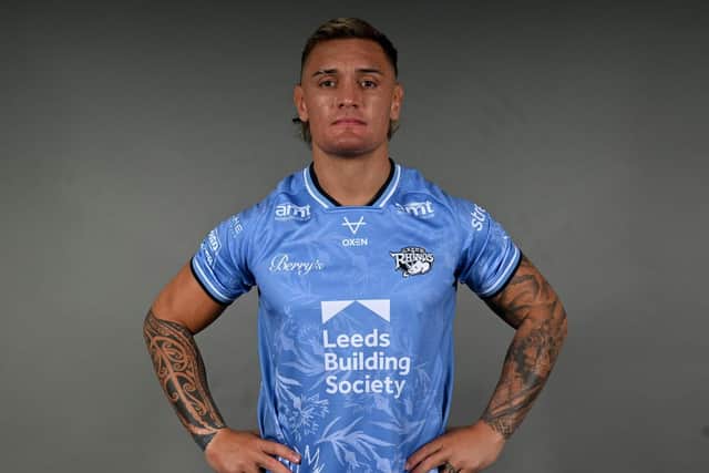 Danny Levi models Leeds Rhinos' 2026 MND awareness kit. Picture by Matthew Merrick/Leeds Rhinos.
