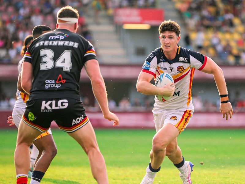 Grade A late contact on passer, one penalty point, total points 3.25 - fine.