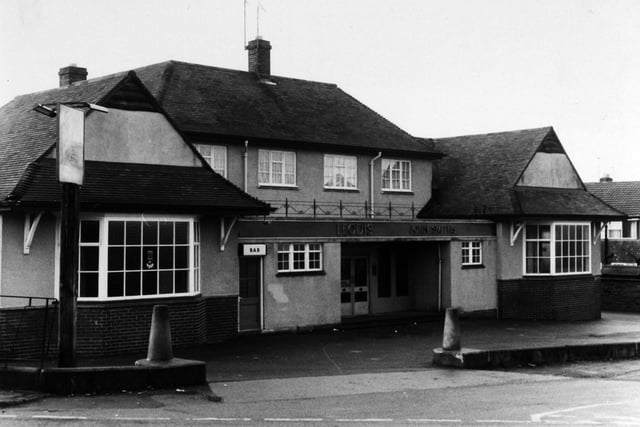 Did you enjoy a drink here back in the day? The Leodis in Halton pictured in January 1982.