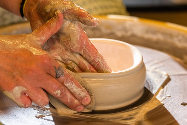 There are many places in Leeds and near the city where you can undertake a dynamic pottery class. Let your loved ones unleash their artistic expression this Christmas as they shape clay and make memories.