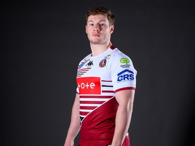 Grade D head contact, 15 penalty points, total points 15 - two-match suspension and fine.
