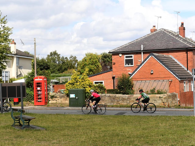According to data collected by Rightmove, the majority of sales in Scarcroft during the last year were of detached properties, selling for an average price of £928,500. Semi-detached properties sold for an average of £559,653, with flats fetching £183,000.