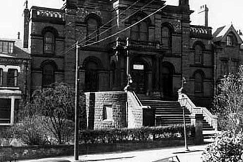 Cavendish Road Presbyterian Church  pictured in March 1966.
It opened in 1879 and after its closure in the late 1940s/early 1950s, was later converted to the Clothworkers Centenary Concert Hall leaving the original entrance intact. The inaugural concert was held in 1976.