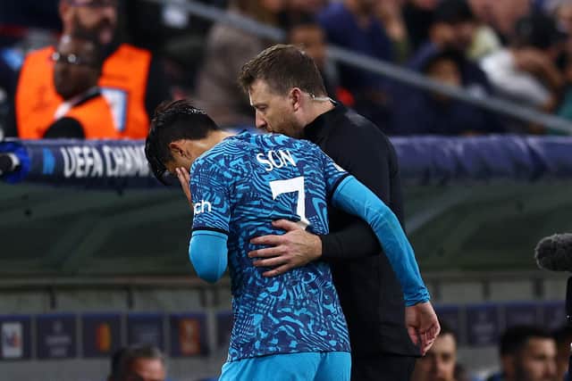 MARSEILLE, FRANCE - NOVEMBER 01: Son Heung-Min of Tottenham Hotspur is substituted after an injury during the UEFA Champions League group D match between Olympique Marseille and Tottenham Hotspur at Orange Velodrome on November 01, 2022 in Marseille, France. (Photo by Clive Rose/Getty Images)