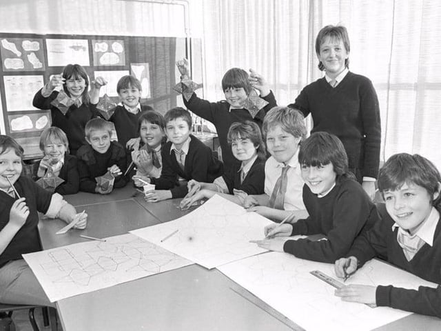 November 1984 - Saint Helen's Middle School, Kirkgate, making Christmas decorations.
