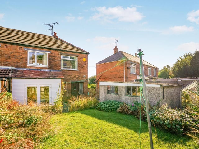 Outside, the wonderful rear garden provides plenty of planting space and greenery, and there is also a powered garage and space for a greenhouse for the green fingered buyer.