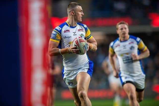 Ash Handley scores for Leeds Rhinos in their home win against Castelford Tigers. Picture by Steve Riding.