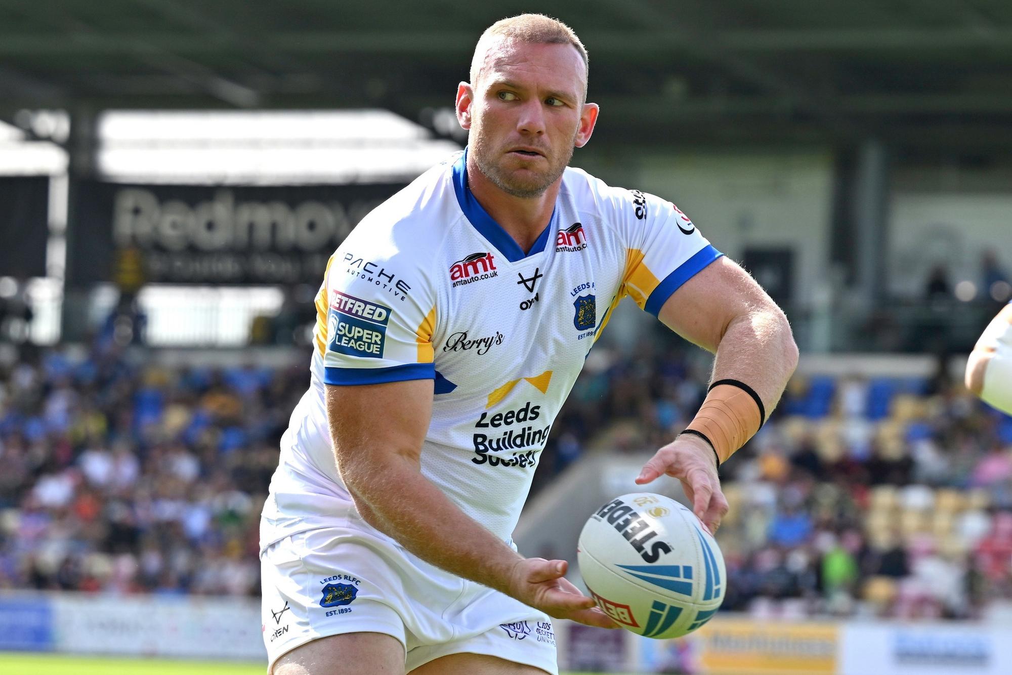 Leeds Rhinos target replacement after Matt Lodge departure