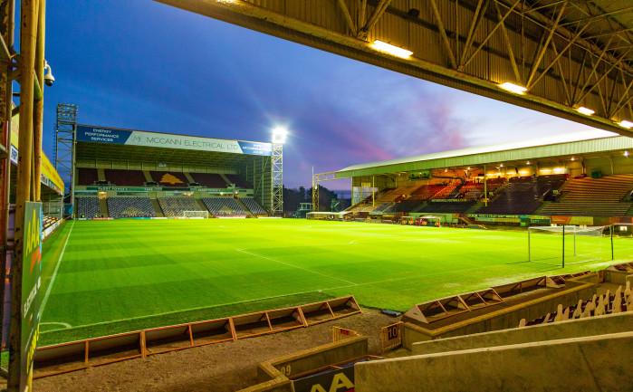 Capacity: 13,742