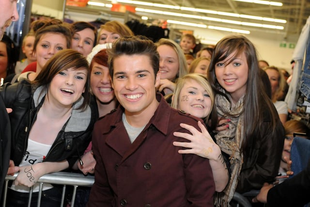 These fans were delighted to meet Joe in 2010.
