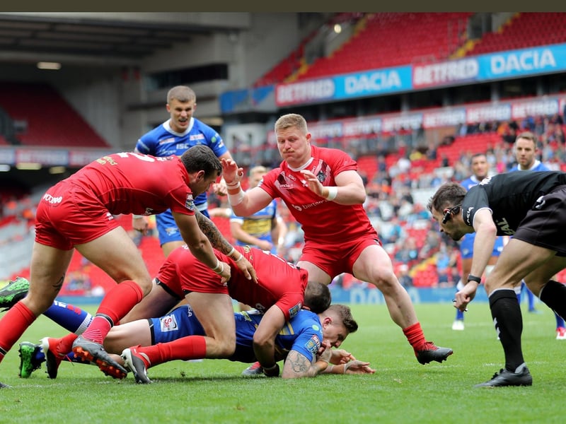 Rhinos broke their Magic losing run, hanging on to win a relegation battle in which Liam Sutcliffe was among the try scorers.
