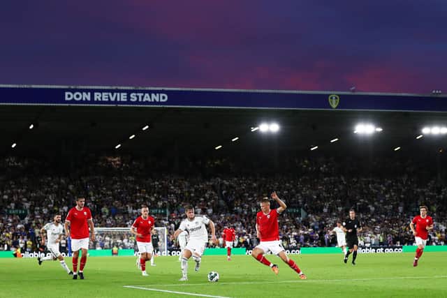LEEDS, ENGLAND - AUGUST 24: General view inside the stadium as the sun sets during the Carabao Cup Second Round match between Leeds United and Barnsley at Elland Road on August 24, 2022 in Leeds, England. (Photo by George Wood/Getty Images)