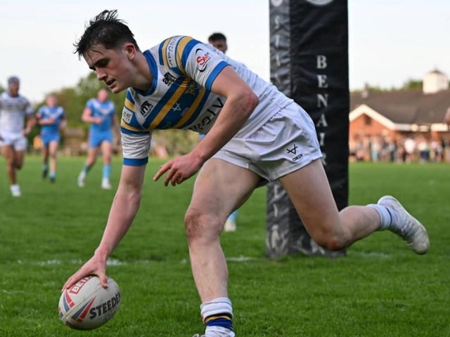 Age: 17; position: half-back; community club: Dewsbury Celtic; signed until end of 2027.