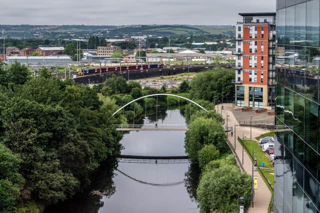 Weather in Leeds is expected to remain mild but overcast this week.