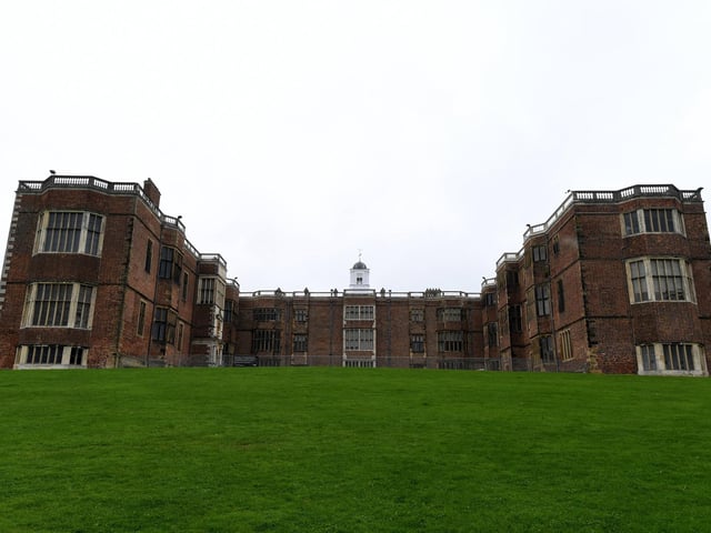 Temple Newsam is a Tudor-Jacobean house with grounds landscaped by Capability Brown. In the Domesday Book of 1086 the manor is listed as Neuhusam (meaning new houses) and was held by Ilbert de Lacy and his sons.