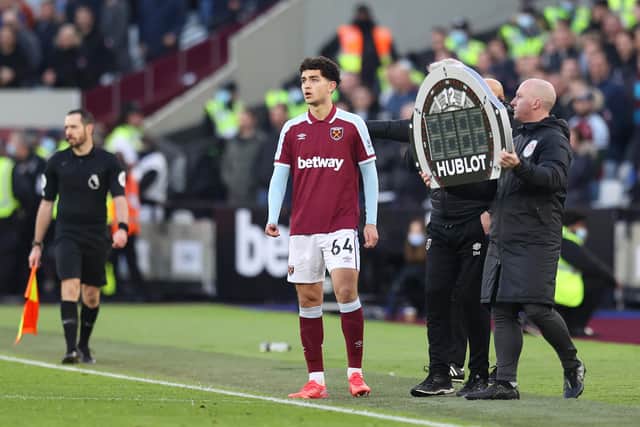 LONDON, ENGLAND - JANUARY 16: Sonny Tufail Perkins of West Ham United is substituted on for their Premier League debut during the Premier League match between West Ham United and Leeds United at London Stadium on January 16, 2022 in London, England. (Photo by Alex Pantling/Getty Images)