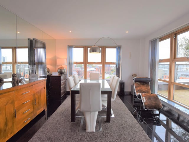 The complex benefits from a private residents gym, well kept communal grounds and concierge service.