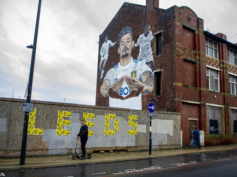 Commissioned by Leeds United, the mural was painted by street artist Akse P19 to celebrate the club's partnership with rapper Jay-Z's entertainment firm, Roc Nation. It is based on The Calls and features former Whites stars Kalvin Phillips, Albert Johansson and Lucas Radebe.