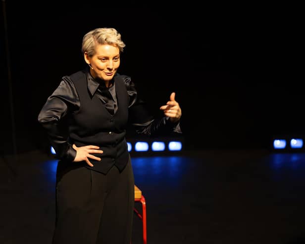 Business coach and speaker Lisa Bean brings her new live show ‘Laugh Or You’ll Cry’ to the city.