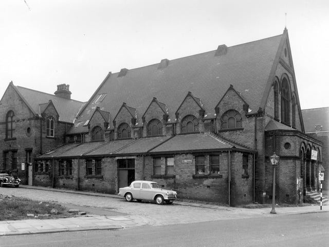 A view across Cherry Row to the old Lincoln Fields Wesleyan Methodist Sunday School at the junction with Hill Street. This locality is known as Newtown. Pictured in August 1958.