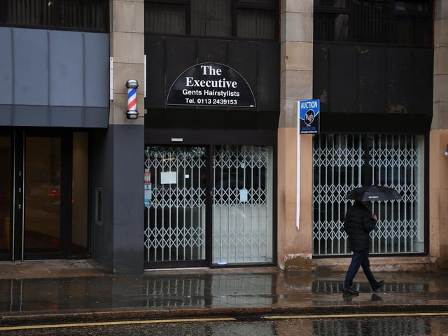The barber's shut in 2022, having opened in 2015. It was previously home to Horizon Recruitment. Although the sign adorning its wall claims to be up for auction by Pugh's, it is not listed on the auctioneer's website.
(Pic: Jonathan Gawthorpe)
