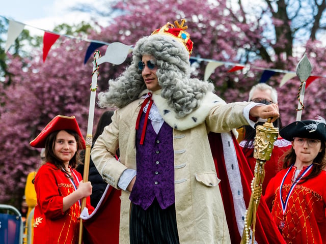 The Ilkley Amateur Operatic Society were part of the parade.