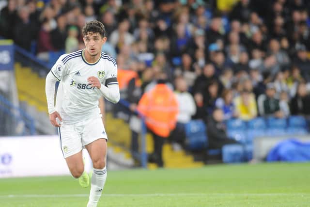 Sonny Perkins in action for Leeds' Under-21 side (Pic: Steve Riding)