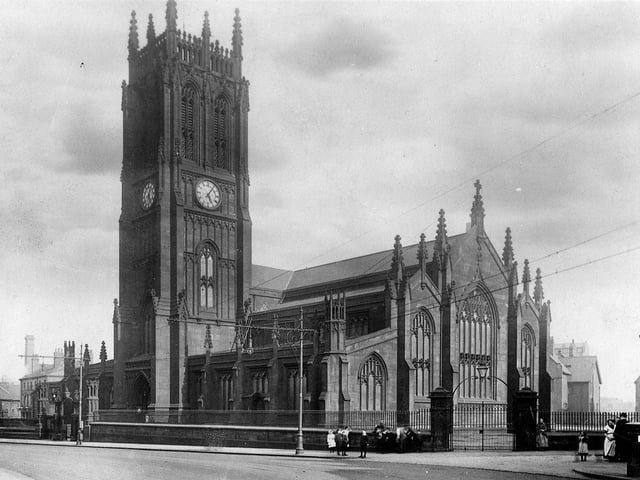 Postcard with a postdate of June 19, 1915, showing Leeds Parish Church on Kirkgate. Dedicated to St. Peter, this church was consecrated in 1841.