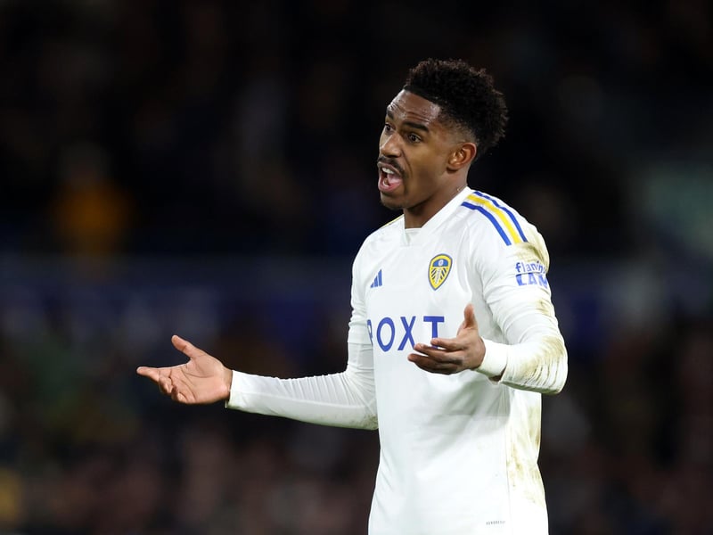 6 - Straight into the action, attempted to get Leeds on the front foot, dug out a nice cross on the byline again.