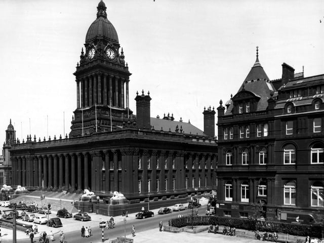 Front of Leeds Town Hall from the junction between The Headrow and Calverley Street in June 1955. Part of Municipal Buildings and Victoria Gardens can be seen to the right.