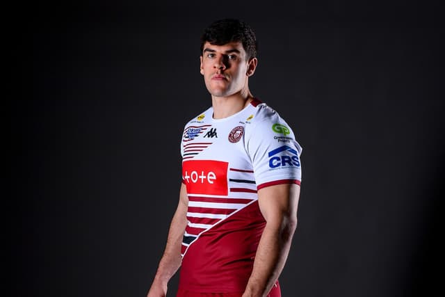 Neuigkeiten von den Castleford Tigers: Stürmer unterschreibt Profivertrag ...
