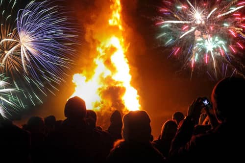 Bonfire Night at Roundhay Park, Leeds. (Pic credit: Simon Hulme)