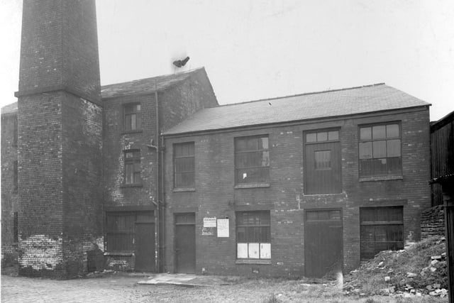 A 1937 image of Steander Mills, just off East Street.
(By kind permission of Leeds Libraries, www.leodis.net)