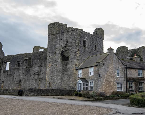 Middleham Castle ruins