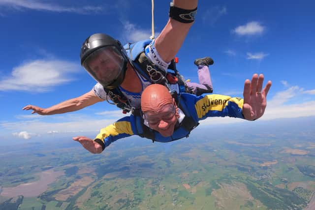 Martin takes on skydive for Sue Ryder