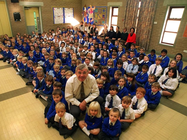 Full house. Head teacher Alan Padden pictured with pupils in the assemble hall at Adel Primary in October 1996.