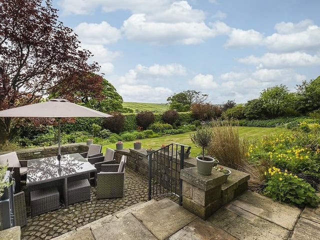 Make the most of the scenery and the weather in this lovely location.