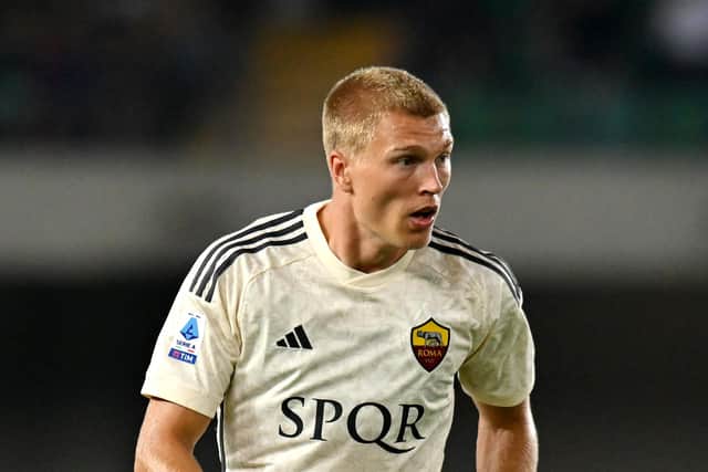 VERONA, ITALY - AUGUST 26: Rasmus Kristensen of AS Roma on the ball during the Serie A TIM match between Hellas Verona FC and AS Roma at Stadio Marcantonio Bentegodi on August 26, 2023 in Verona, Italy. (Photo by Alessandro Sabattini/Getty Images)