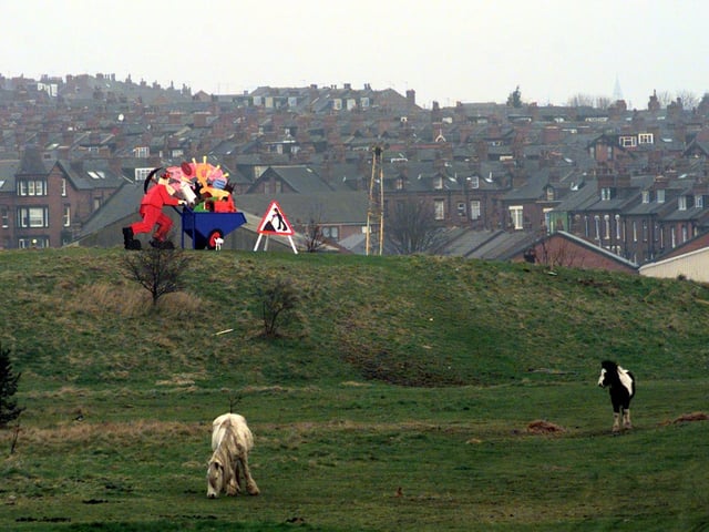 Sculptor Kevin Harrison's version of a miner on the edge of the M1 near Hunslet in February 1998.