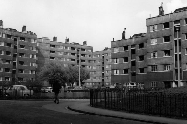 A view from the inner courtyard of Quarry Hill Flats in June 1967.