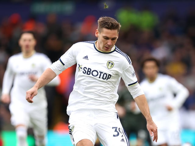 If half marks were a thing he would be tucked in just behind Koch. One little wobble in possession that Firpo sorted out. Generally good. (Photo by George Wood/Getty Images)