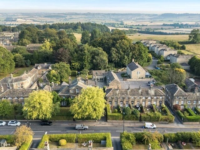 Village residents receive free annual membership to Harewood House and the beautiful estate grounds.