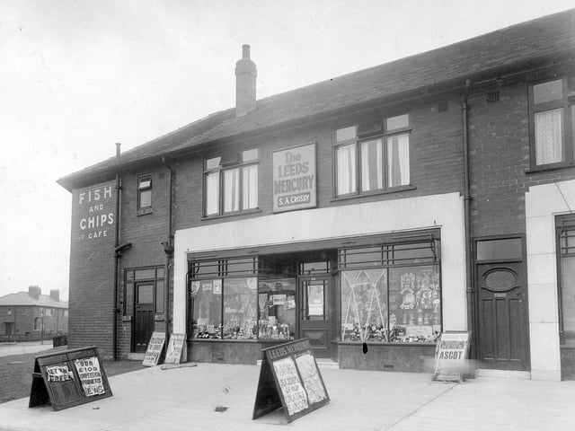 The end of a parade of shops on Potternewton Lane in June 1931.