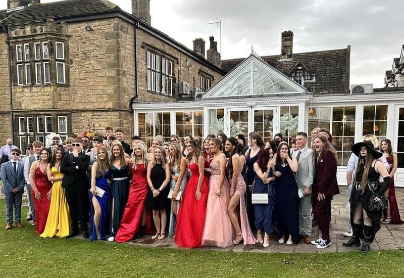 Take a look through these amazing prom photos.