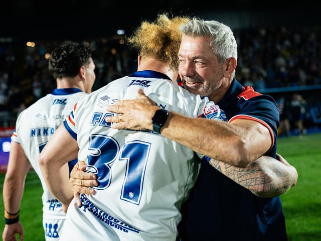 Huddersfield Giants (H, win), Castleford Tigers (A, win), Hull KR (H, lose), Salford Red Devils (A, win). Predicted final points: 30 (sixth place).