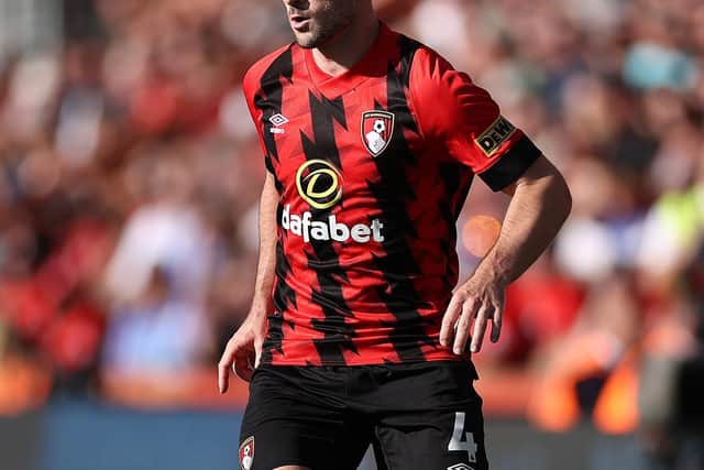 BOURNEMOUTH, ENGLAND - OCTOBER 08: Lewis Cook of Bournemouth controls the ball during the Premier League match between AFC Bournemouth and Leicester City at Vitality Stadium on October 08, 2022 in Bournemouth, England. (Photo by Ryan Pierse/Getty Images)