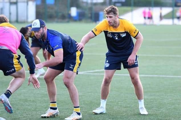 New signing Paul Momirovski, right, with fellow NRL import Matt Frawley at Leeds Rhinos' first post-Christmas training session, on Thursday. Picture by Simon Hulme.